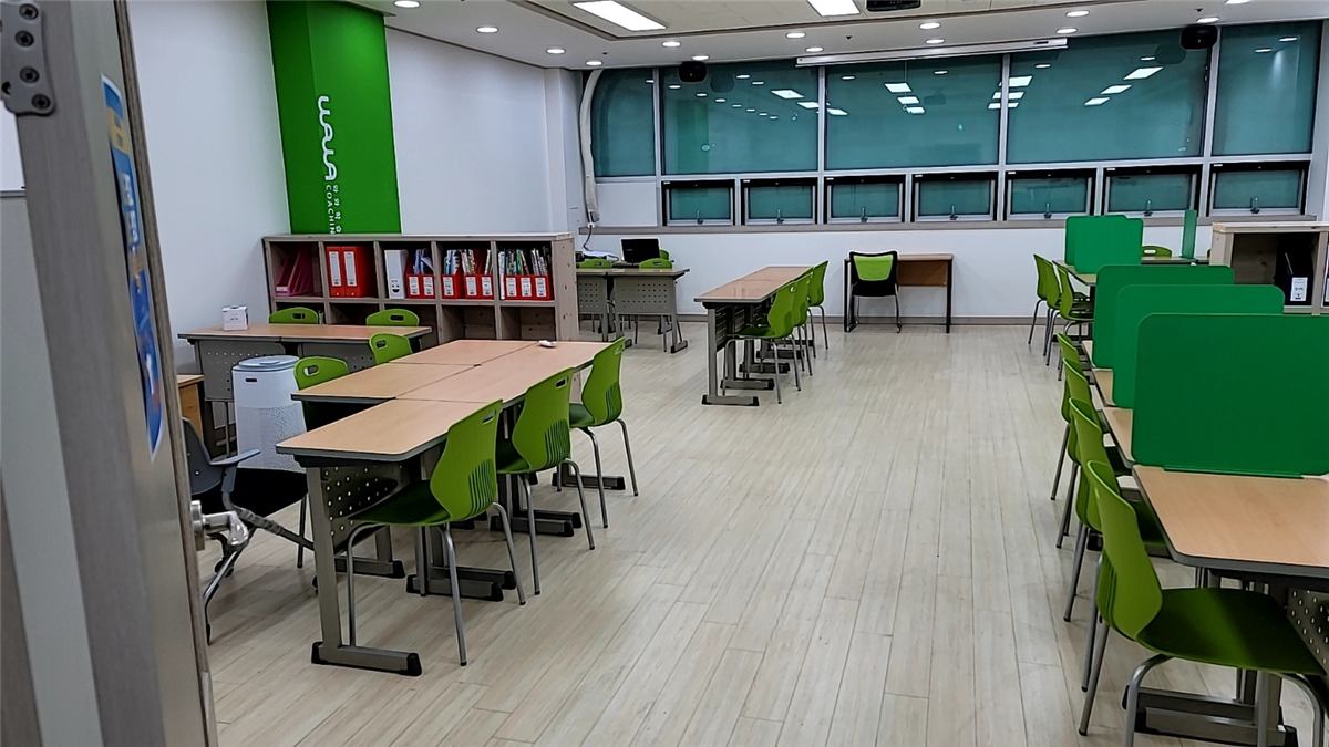 남양주 퇴계원 와와학습코칭 퇴계원점 교실 — 개인별 학습석에서 집중 학습